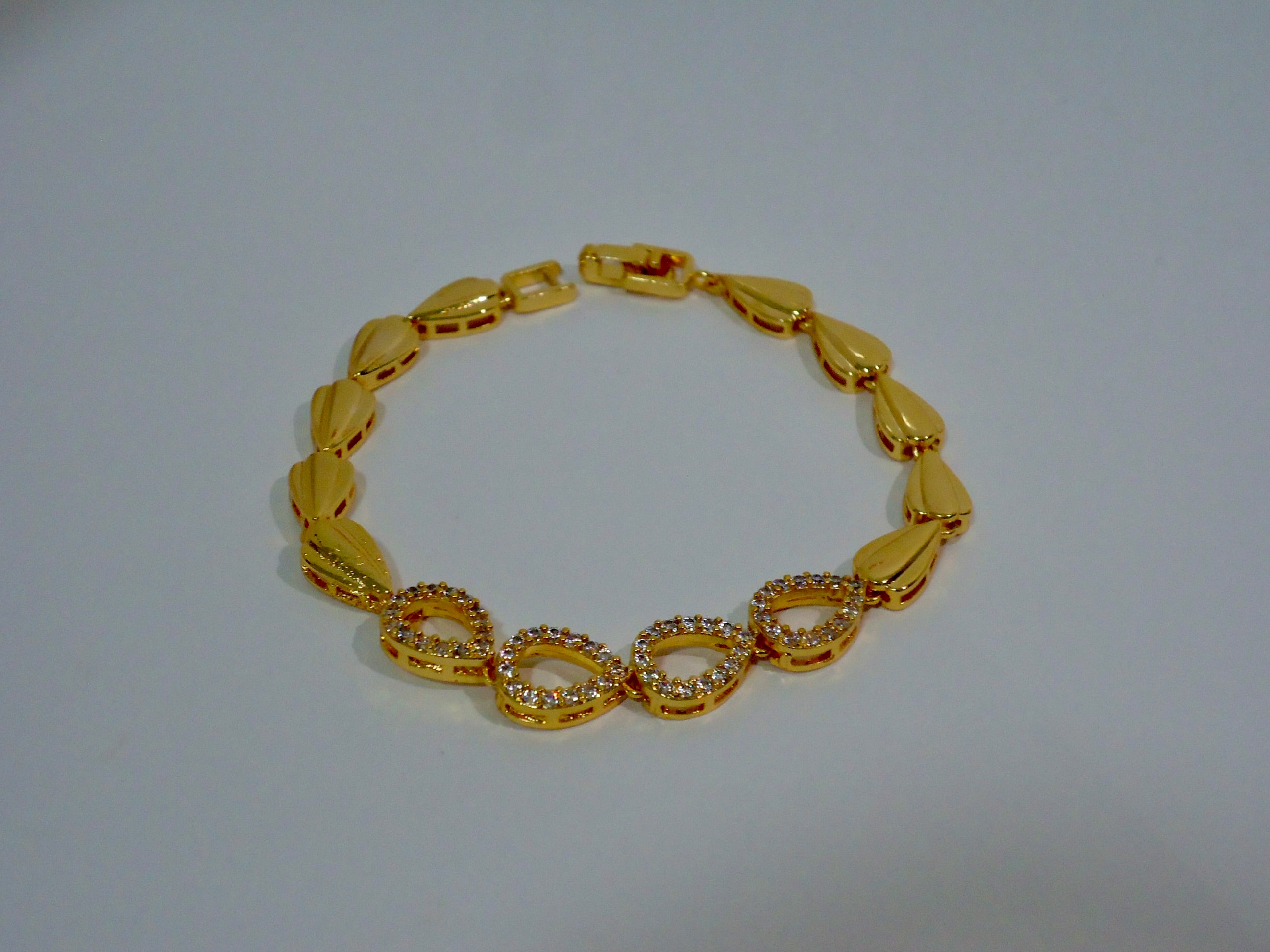 Teardrop Links Bracelet